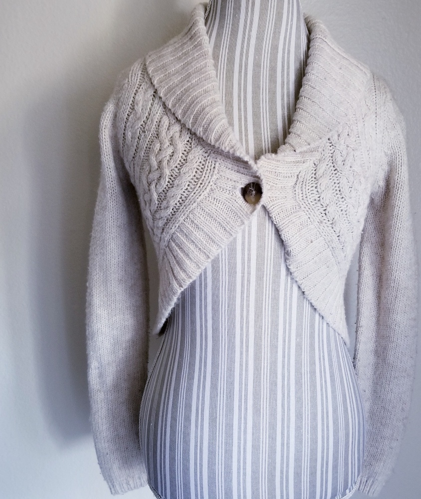 cream crop sweater